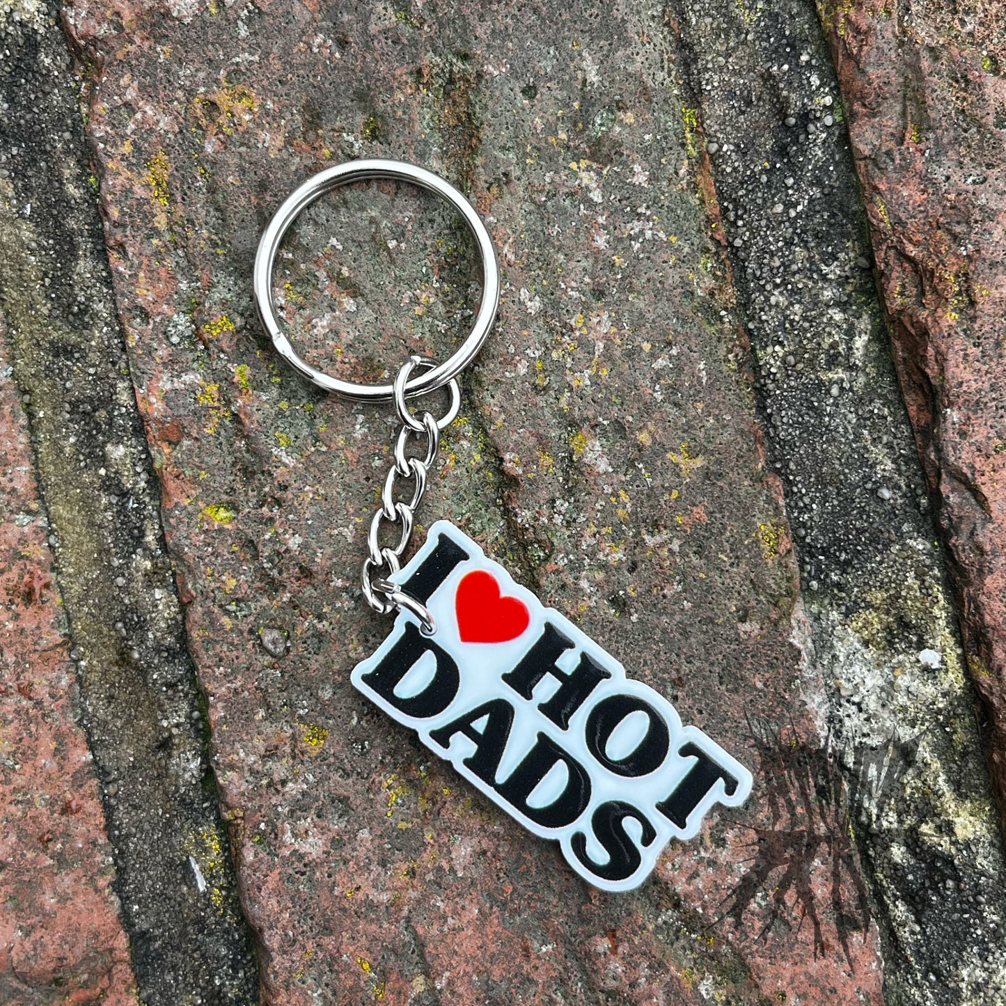 The I Love Hot Dads Keyring- Novelty Gag gift keyring