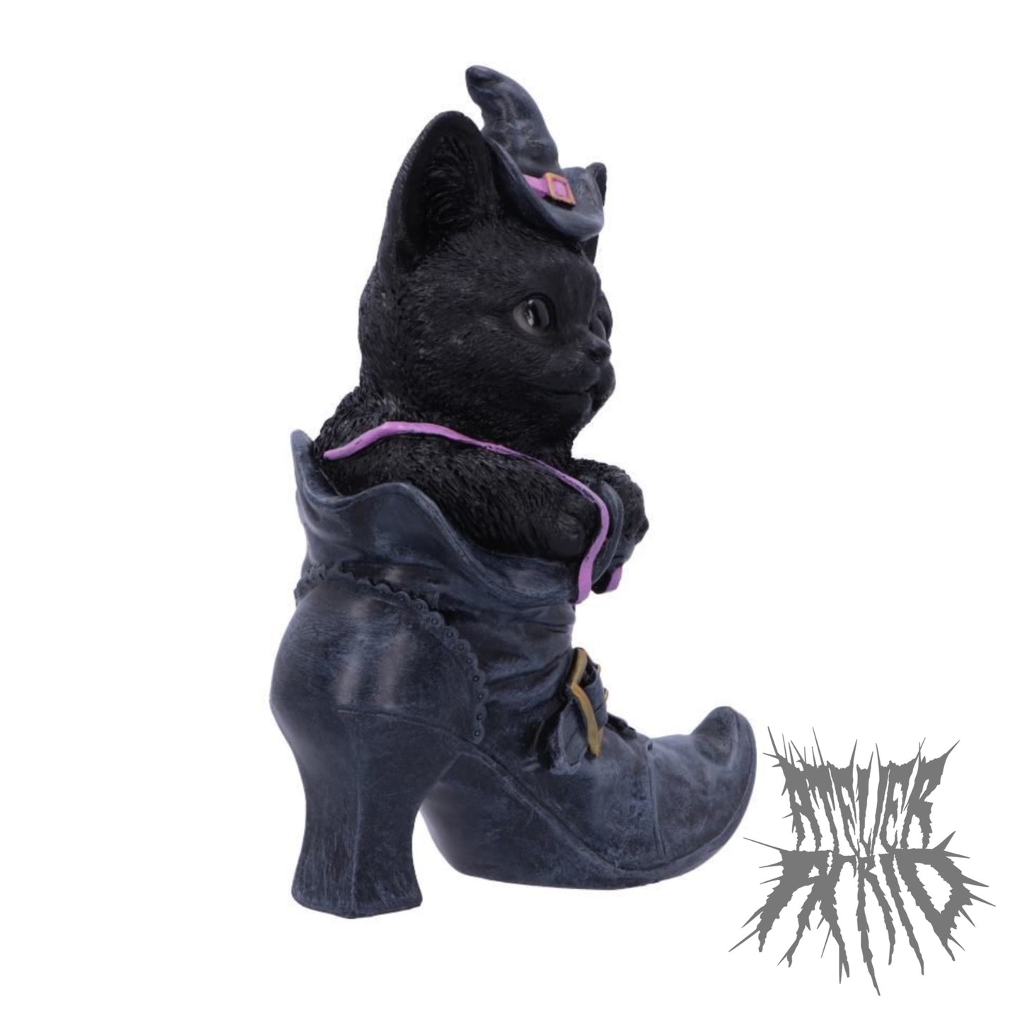 Mischievous Familiar 18.5cm