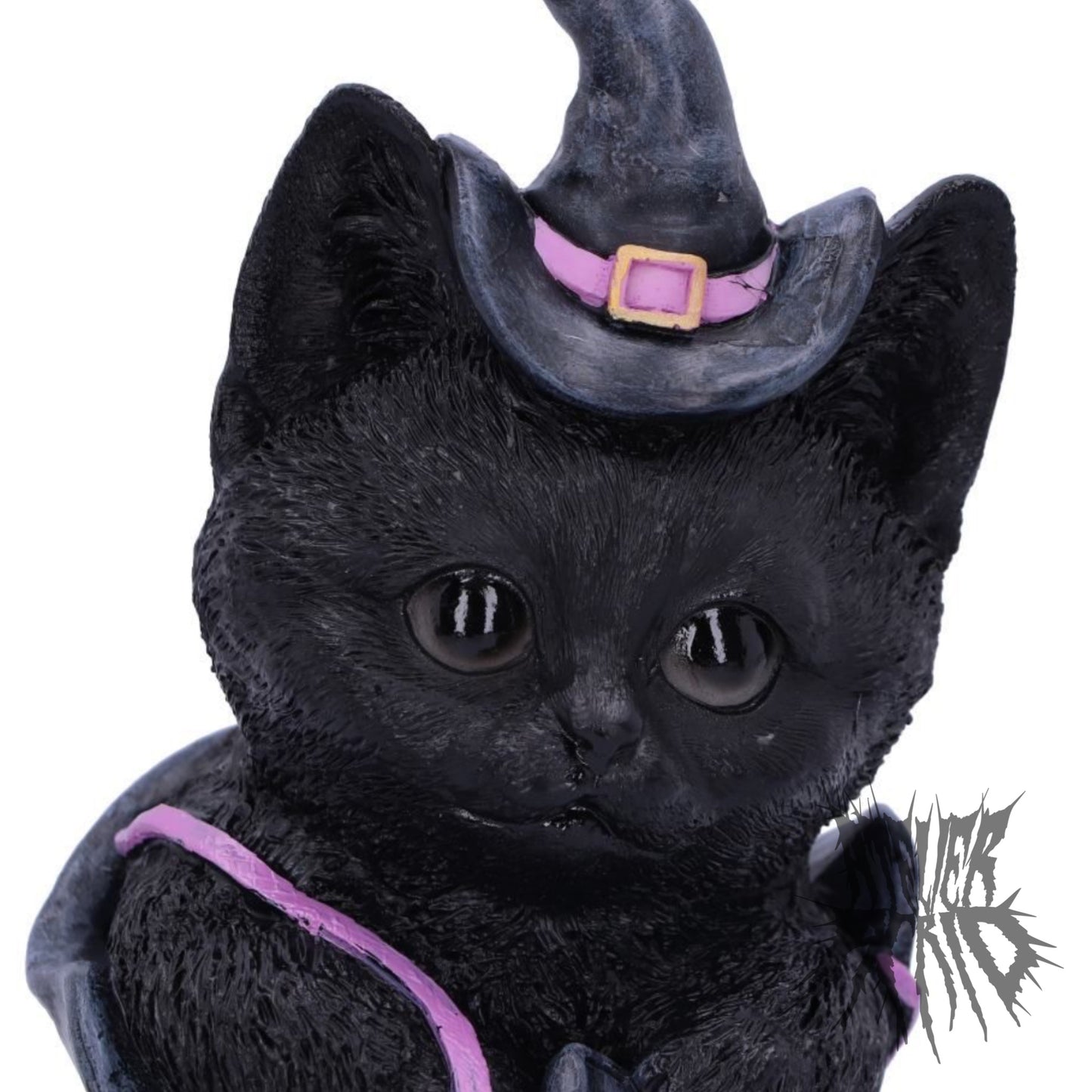 Mischievous Familiar 18.5cm