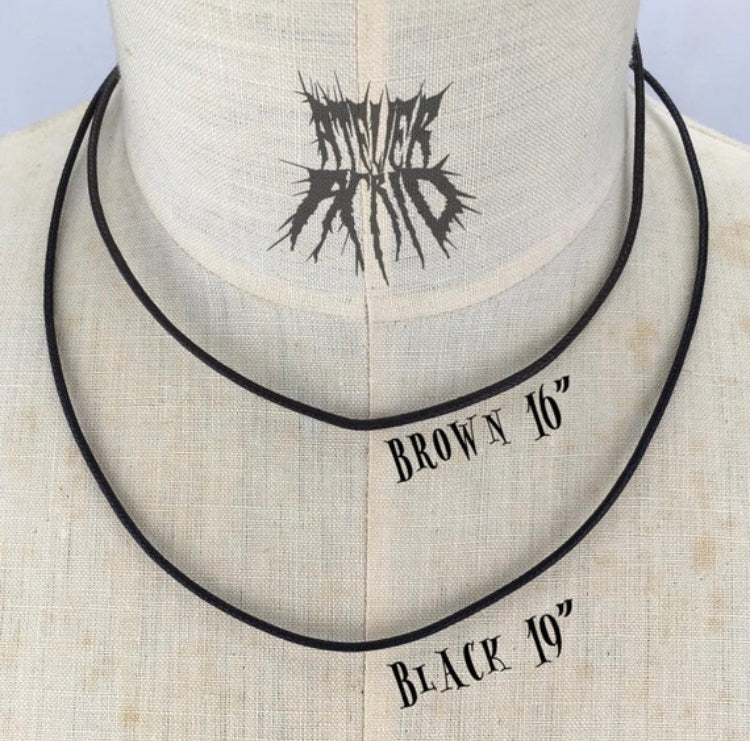 The Blade Necklace