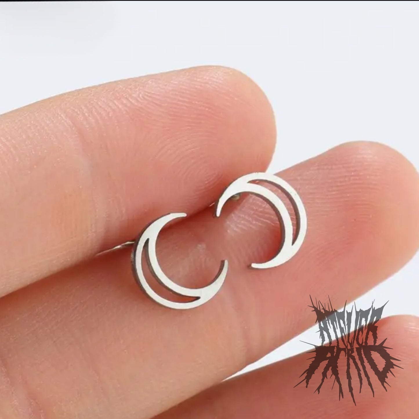 The Luna Studs -41