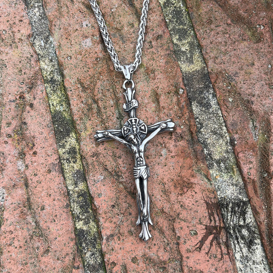 The Cruxifixction Necklace - Silver