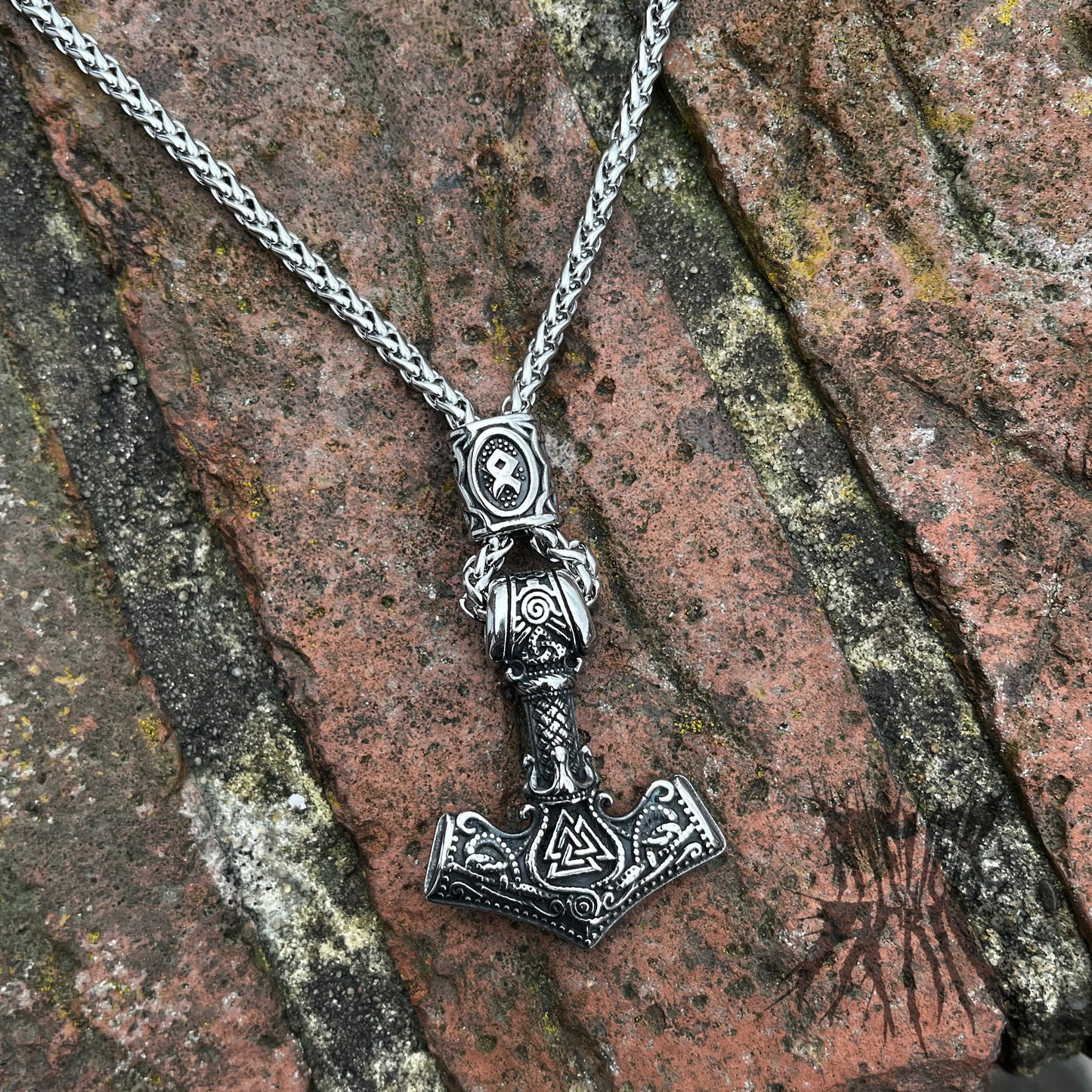 The Mjölnir Necklace - Stainless Steel Hammer of Thor Necklace. Alternative jewellery