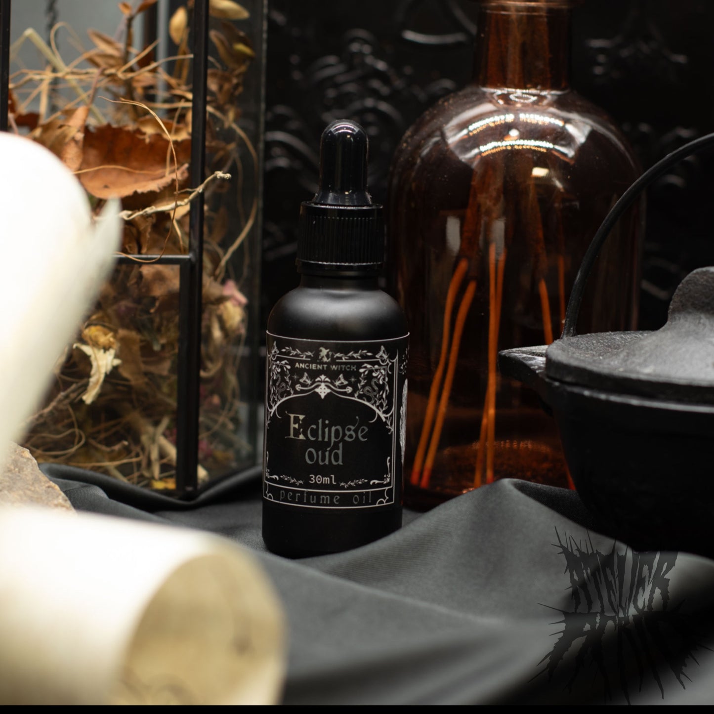 Ancient Witch Perfume Oil - Eclipse Oud 30ml