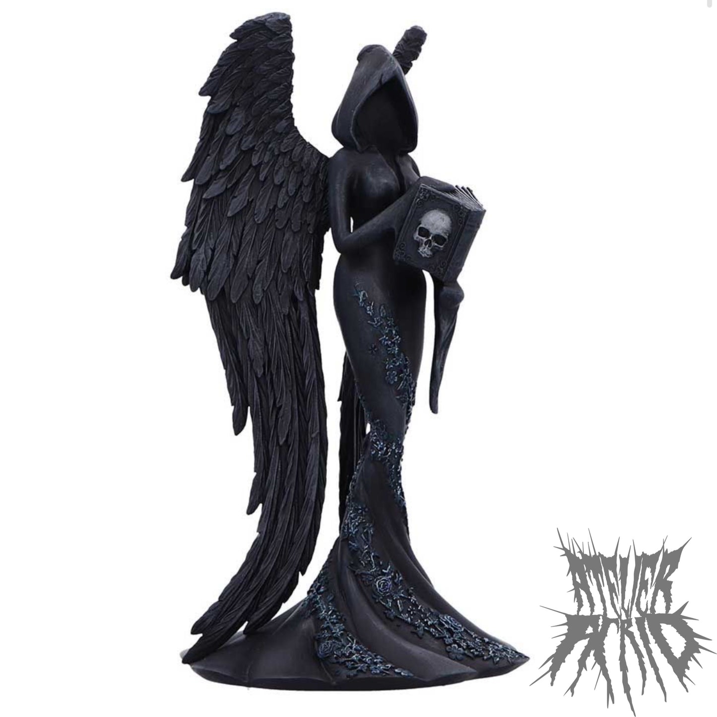 Femme Fatale - Scholar 21.9cm