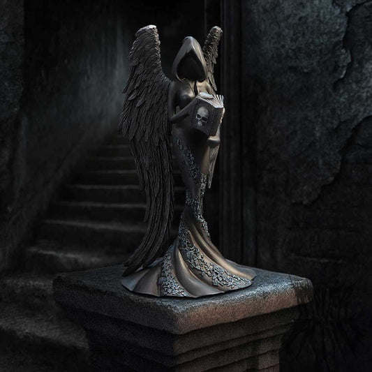 Femme Fatale - Scholar 21.9cm