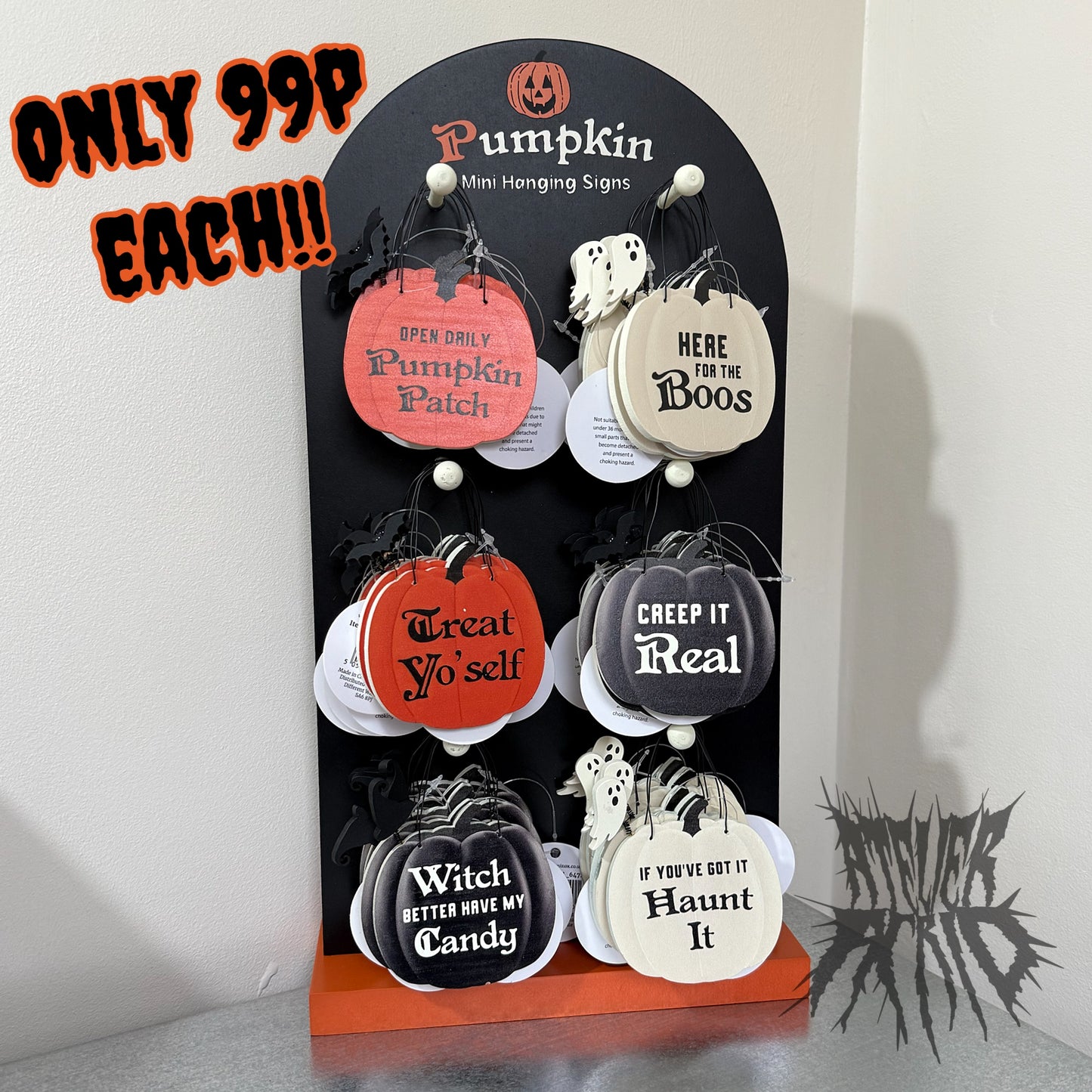 1x Mini Pumpkin Sign
