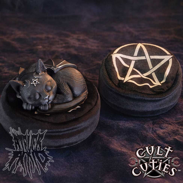 Cult Cuties - Malpuss Dreams