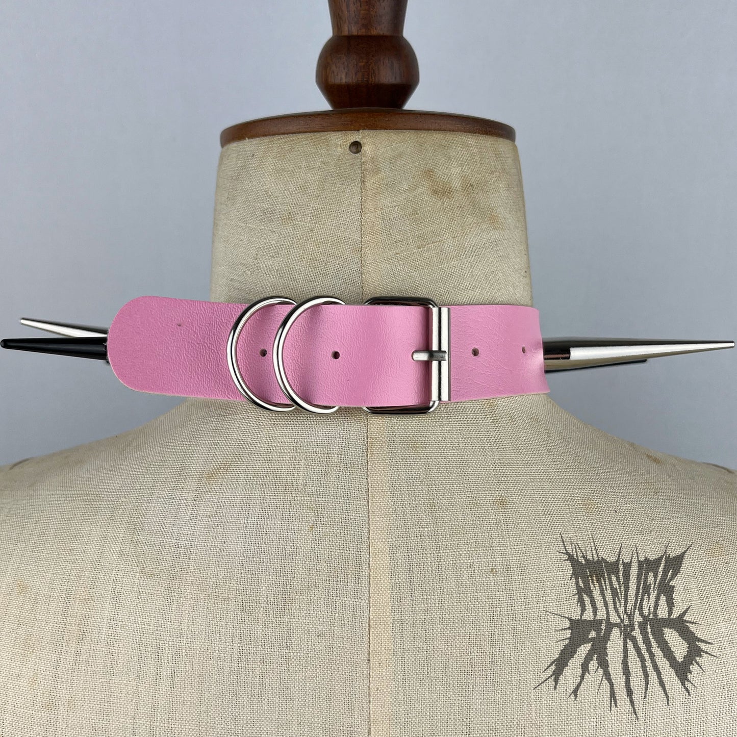 The Dominant Choker - Pink