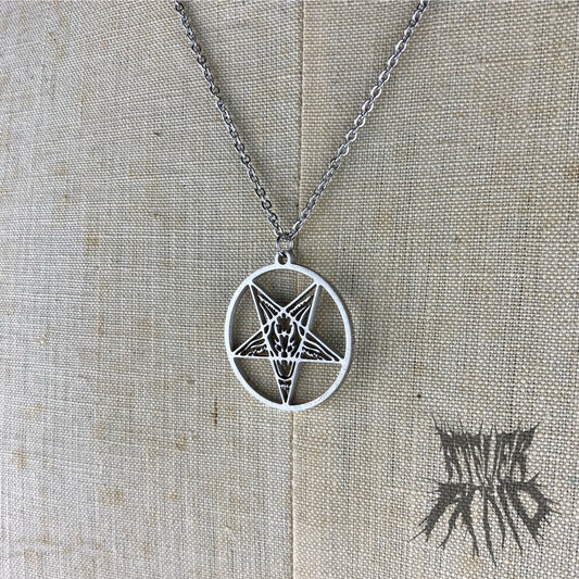 The Dark one necklace