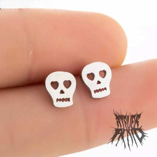 The Skull Studs -17