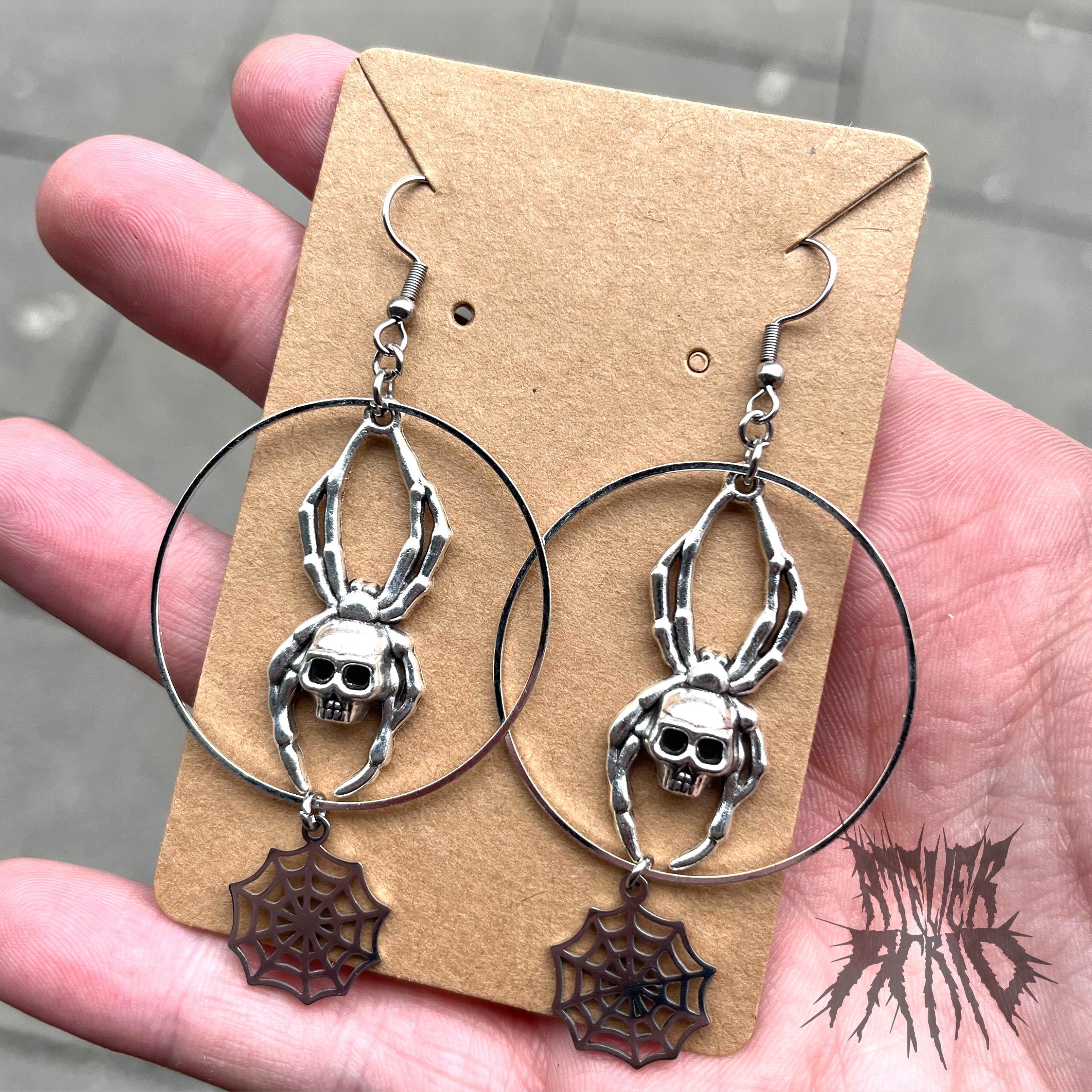 Spider hot sale dangle earrings