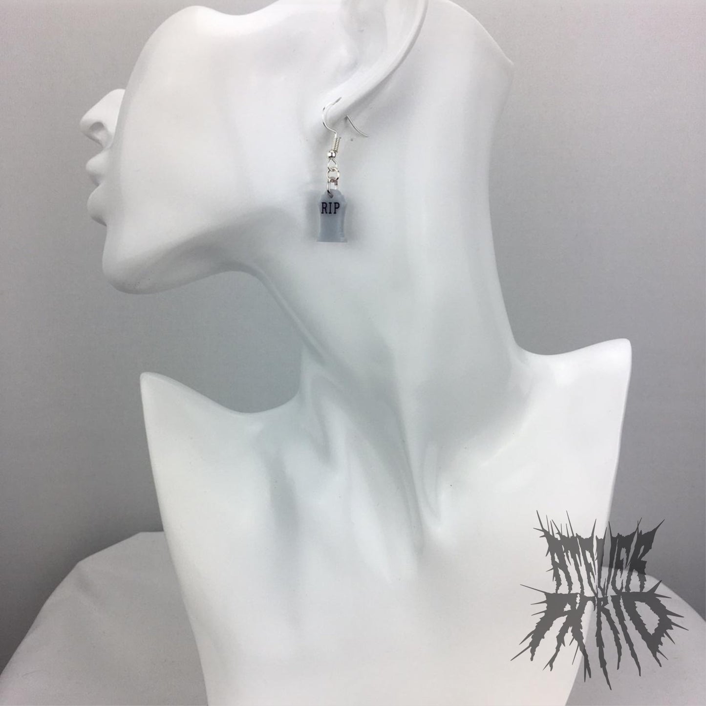 The Graveyard Ghoul earrings