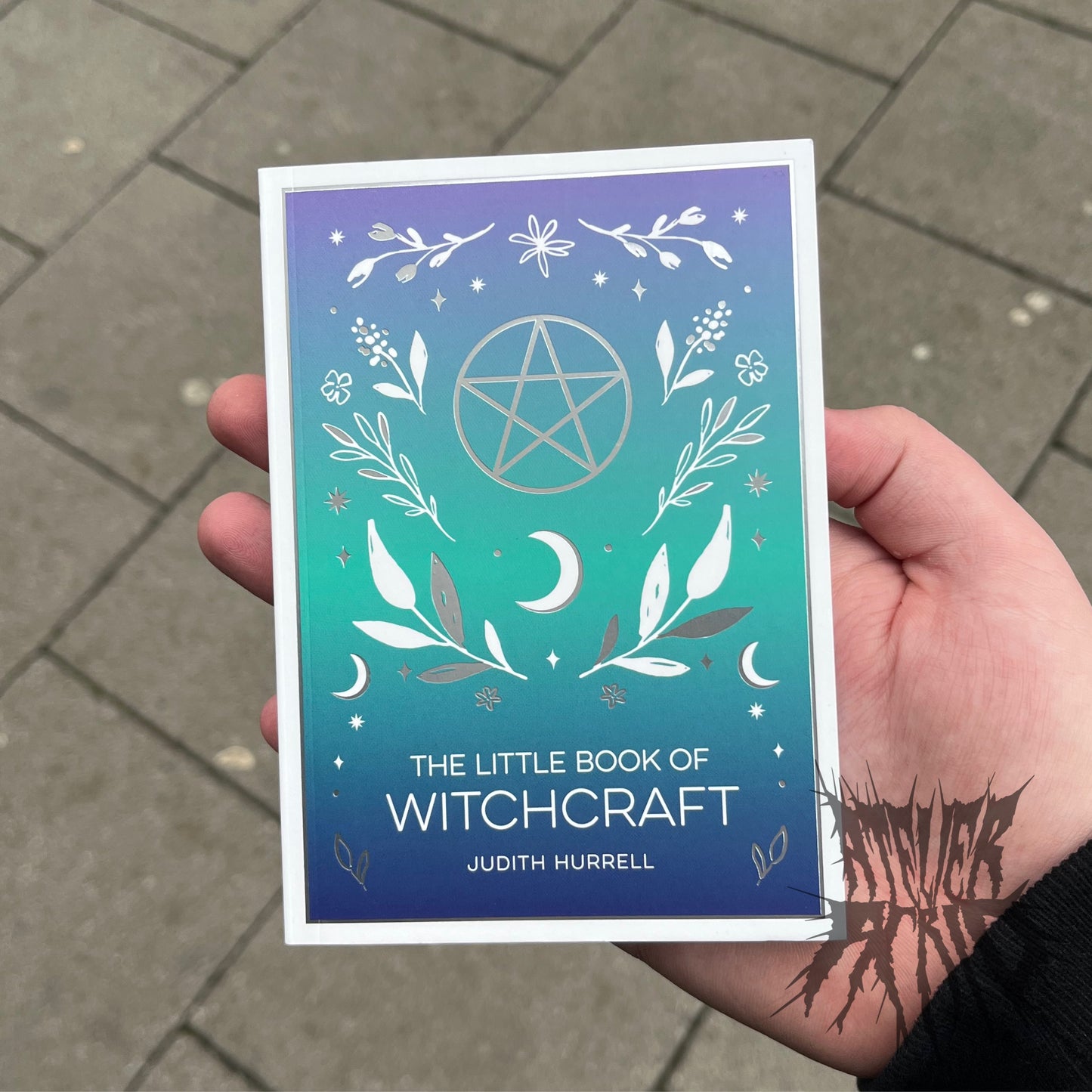 The Little Book of Witchcraft: An Introduction to Magick