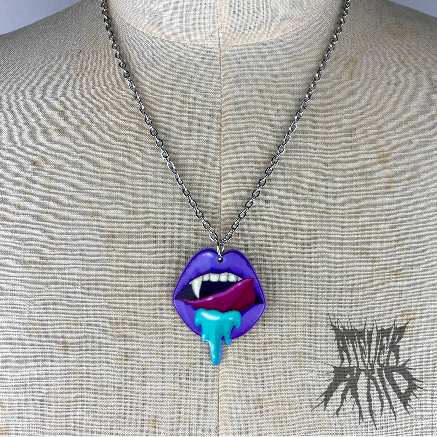 The Fang Necklace