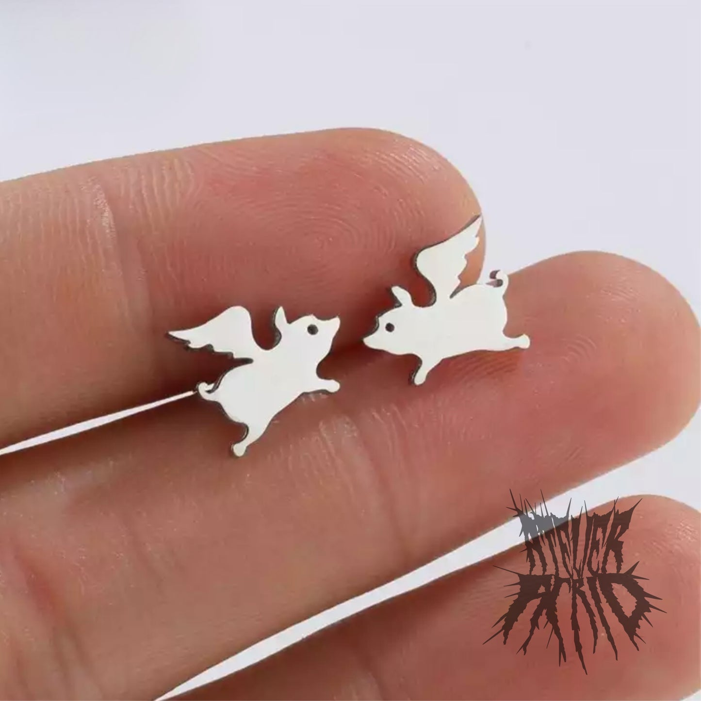 The Flying Pig Studs -32